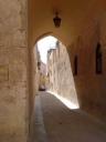 Gasse und Tor in Mdina